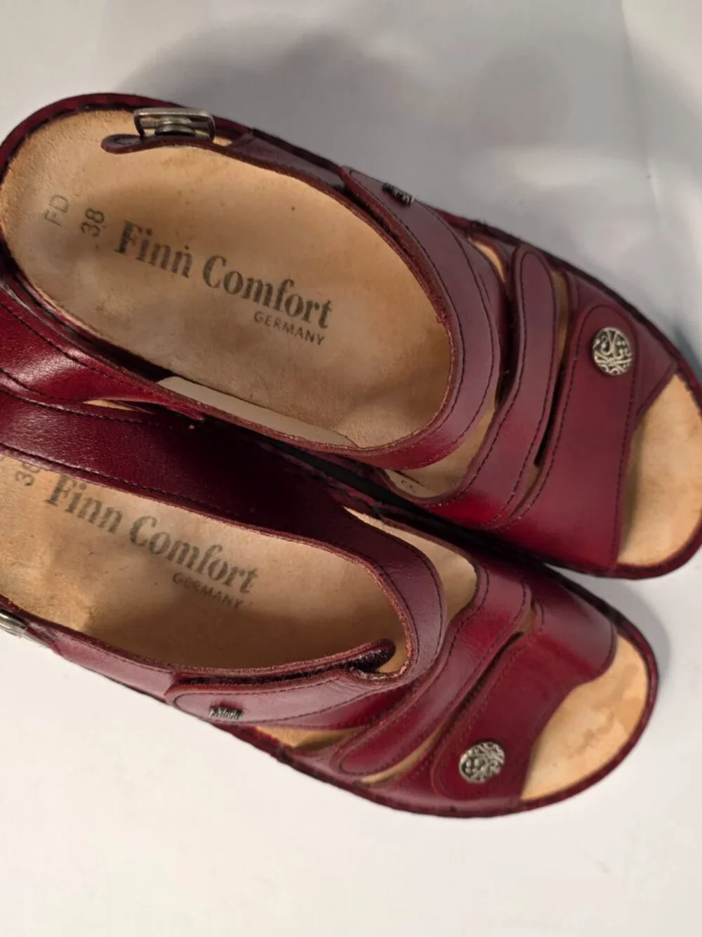 Finn Comfort Gomera-S Red Leather Sandals, Size 38 (US 7.5 - 8)